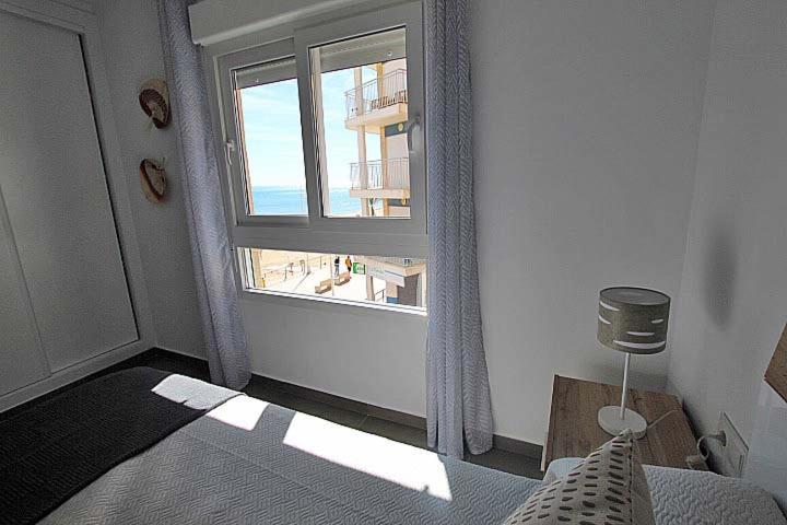 Апартаменти Apartamento Primera Linea Playa Centro De Guardamar Гуардамар-дел-Сегура Екстер'єр фото