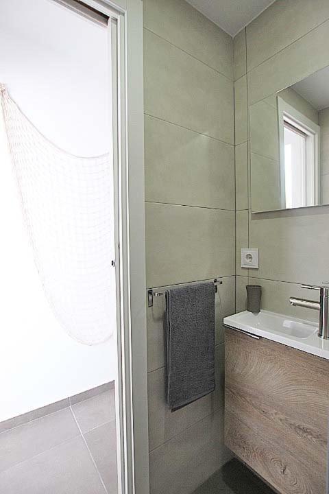 Апартаменти Apartamento Primera Linea Playa Centro De Guardamar Гуардамар-дел-Сегура Екстер'єр фото