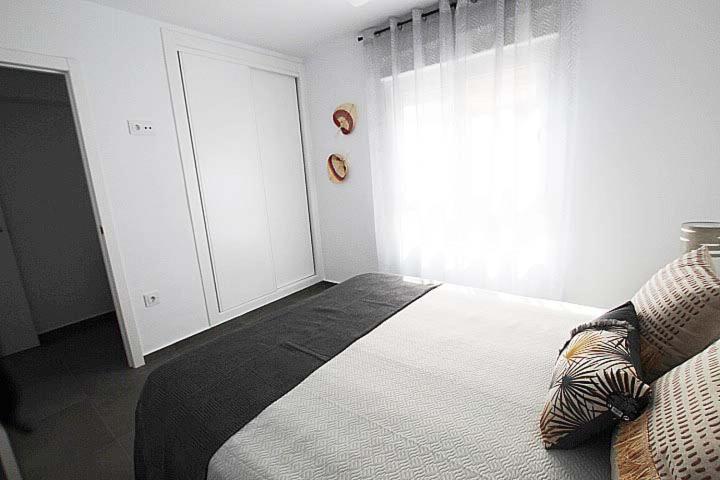 Апартаменти Apartamento Primera Linea Playa Centro De Guardamar Гуардамар-дел-Сегура Екстер'єр фото